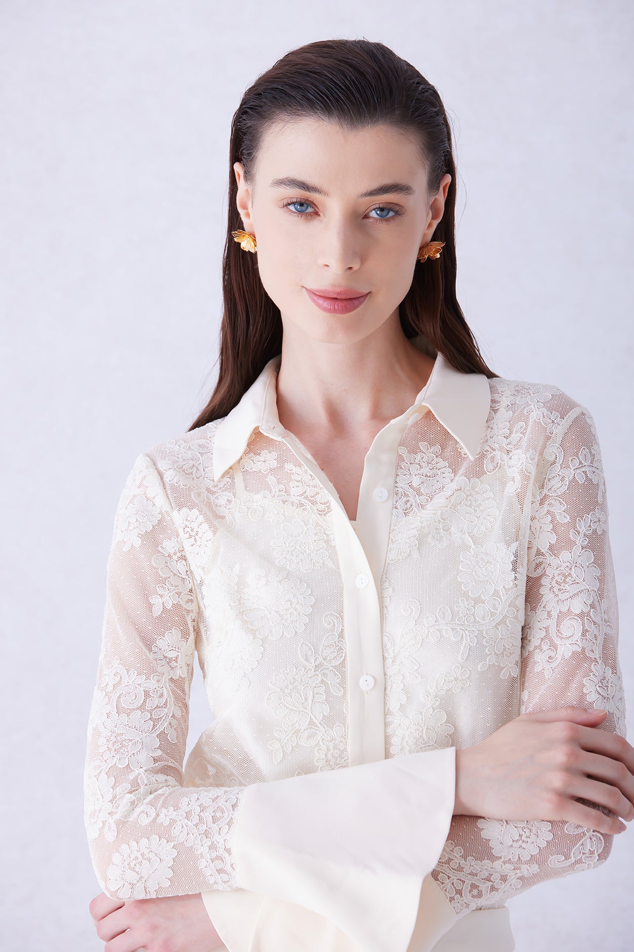 EMBROIDERED LACE BLOUSE