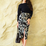 EMBROIDERED FRONT-SLIT SKIRT