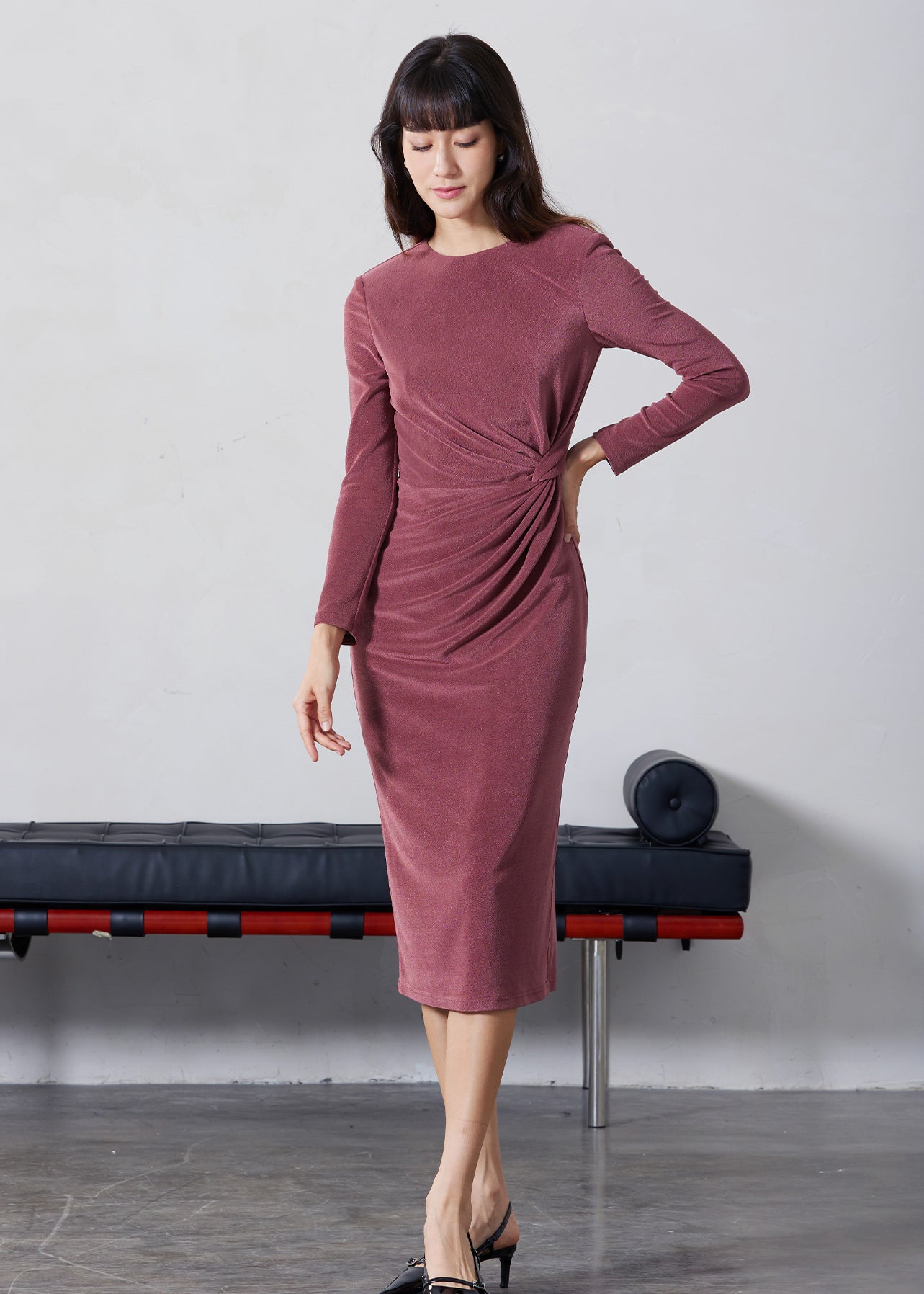 ACETATE BLEND KNITTED ROUND-NECKlINE DRESS