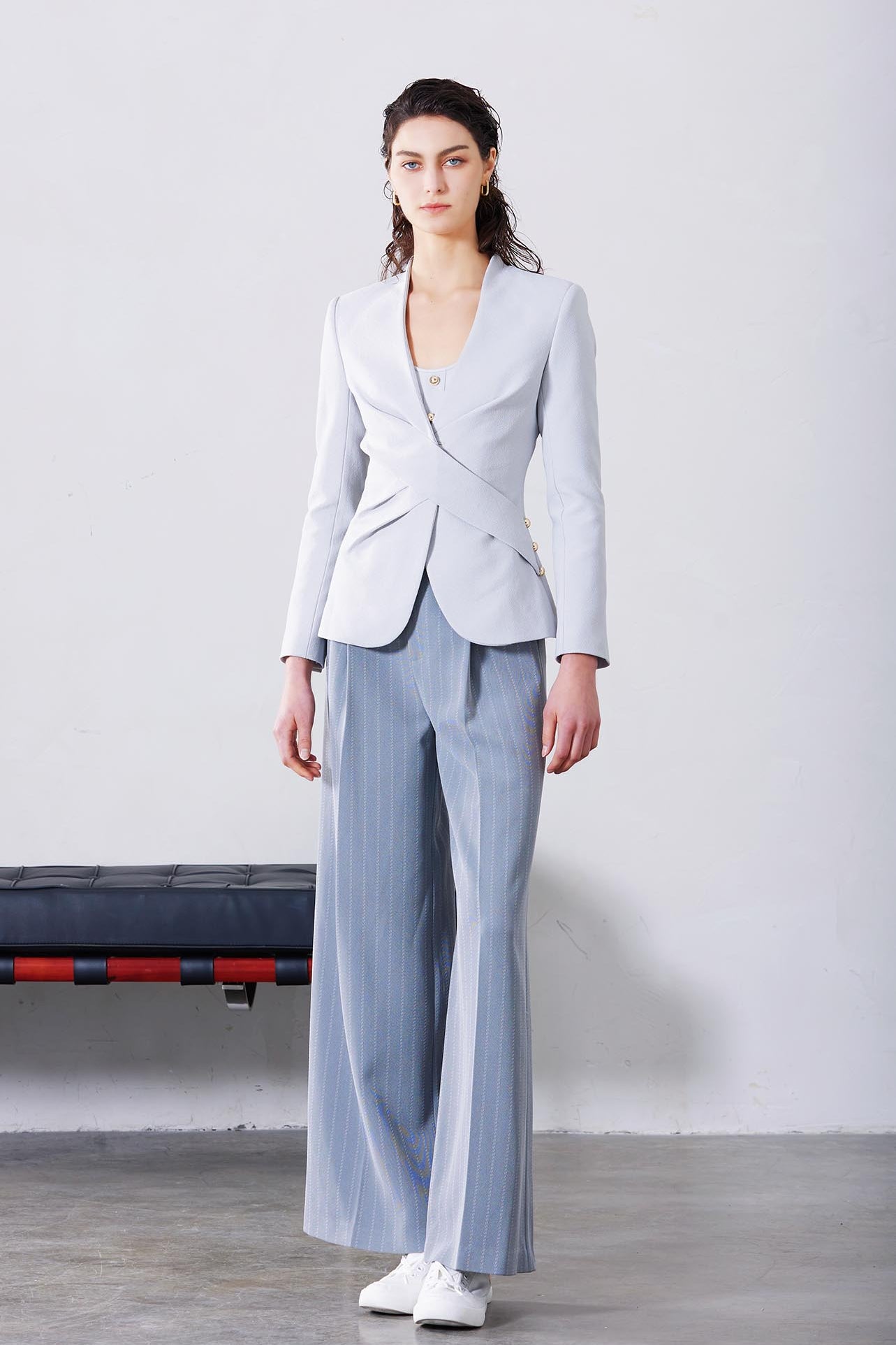 TAILORED TROUSER IN GREY