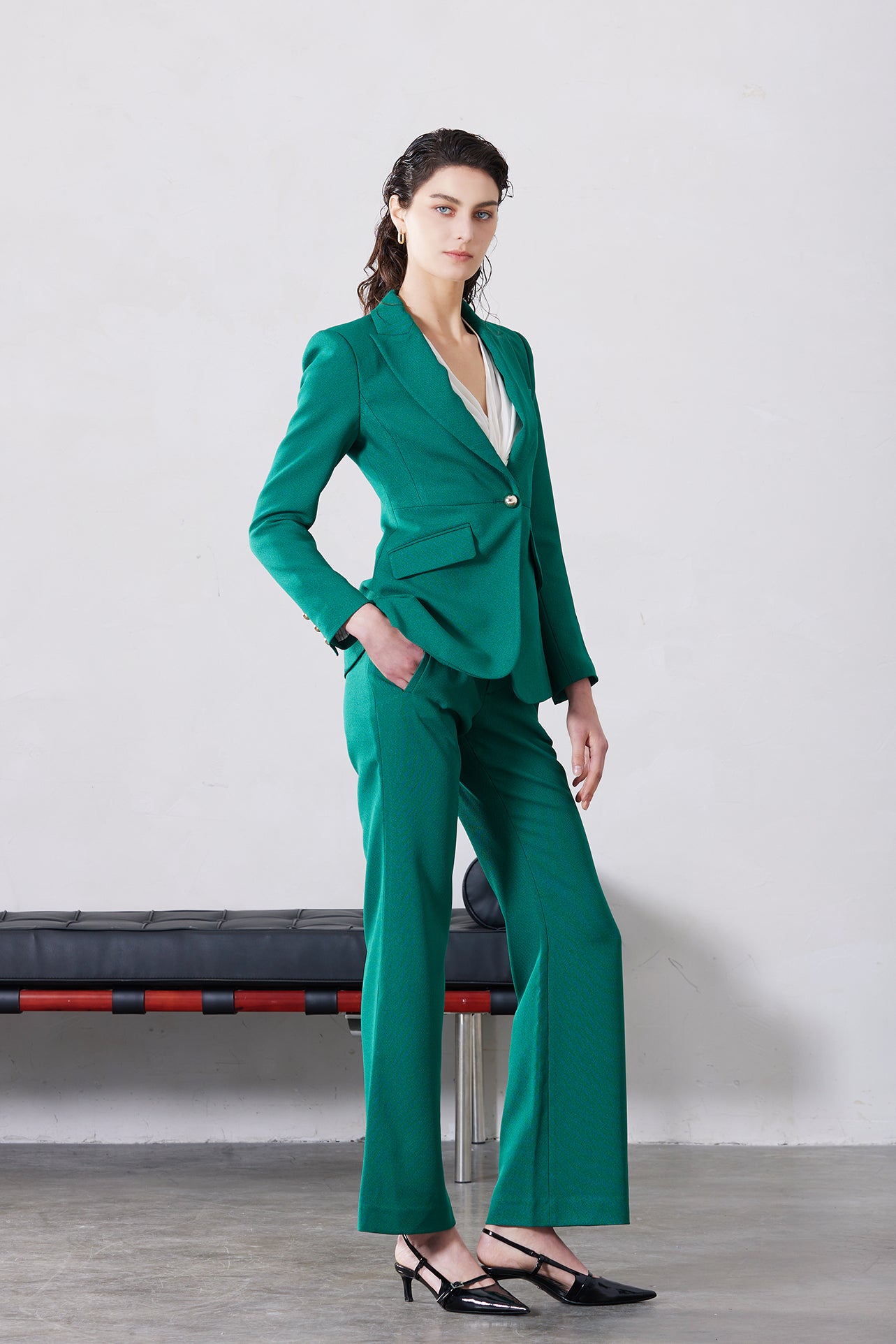 SLIM FIT TROUSER